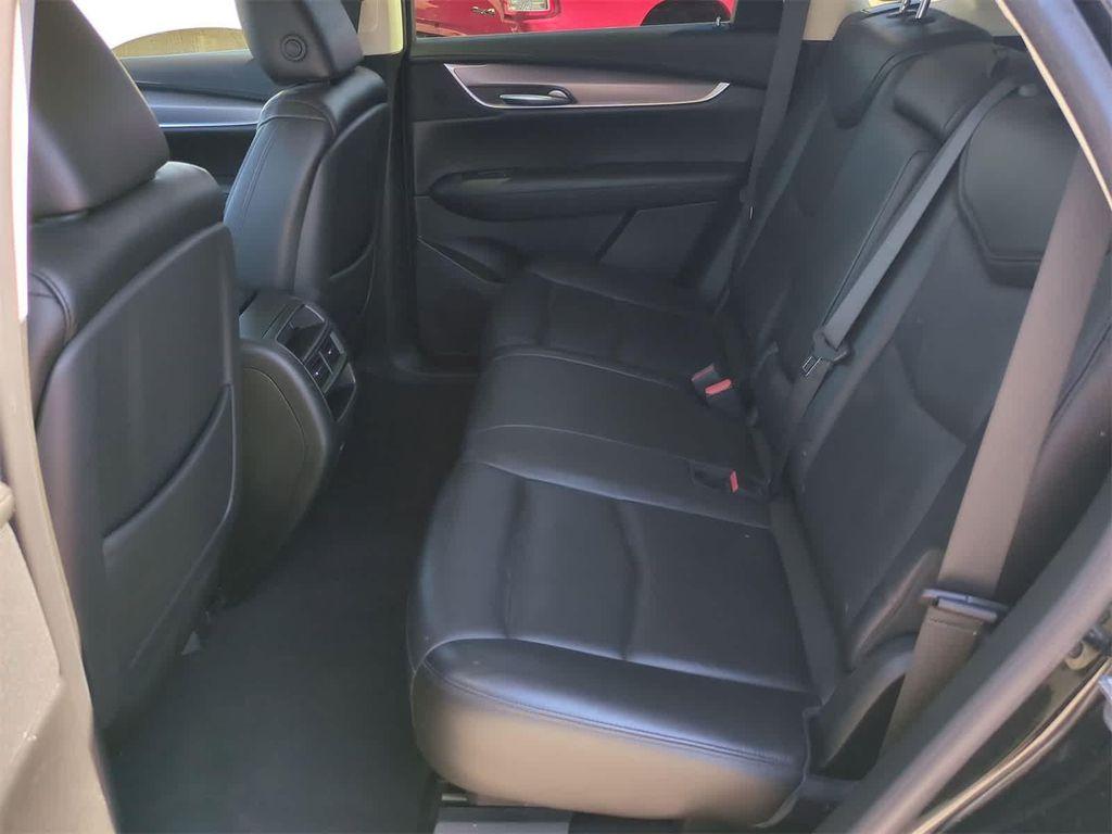 used 2017 Cadillac XT5 car, priced at $17,675