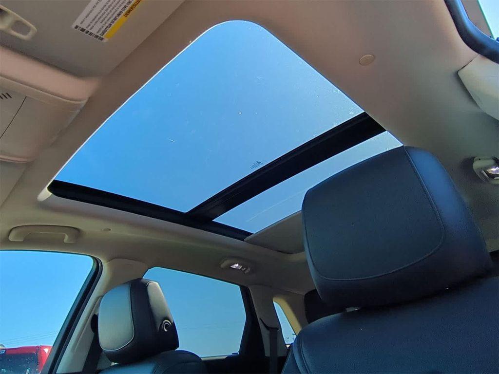 used 2017 Cadillac XT5 car, priced at $17,675