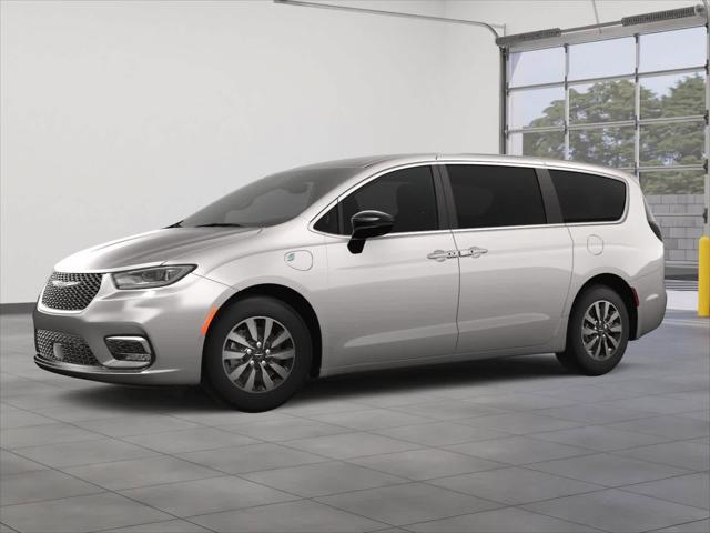 new 2025 Chrysler Pacifica Hybrid car, priced at $55,817