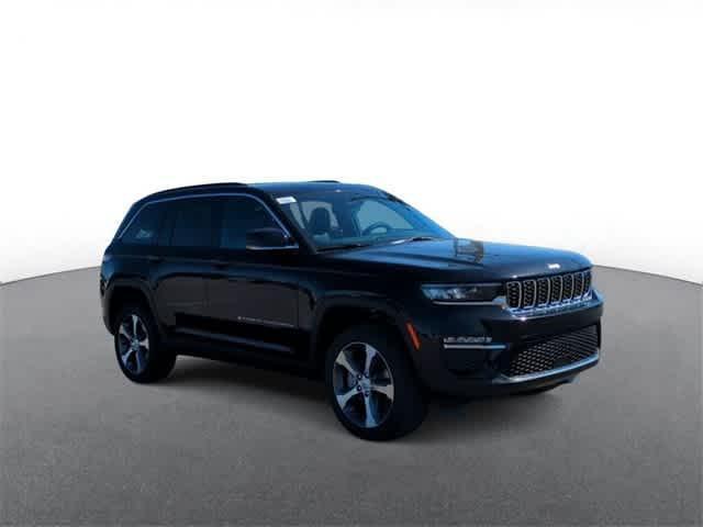 new 2024 Jeep Grand Cherokee car, priced at $47,454