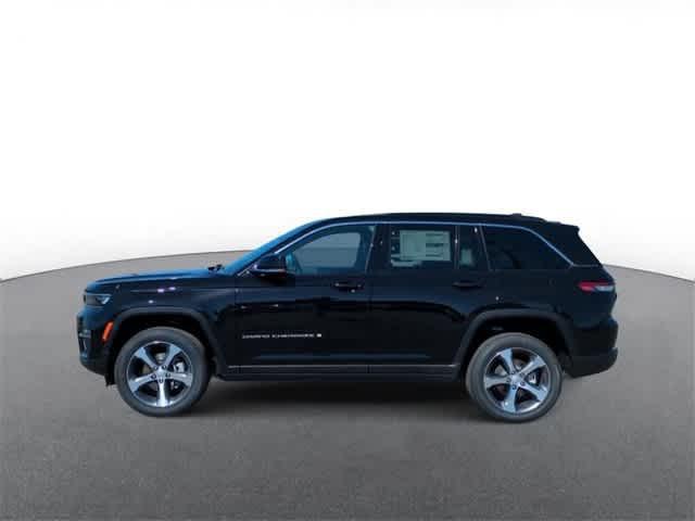 new 2024 Jeep Grand Cherokee car, priced at $47,454