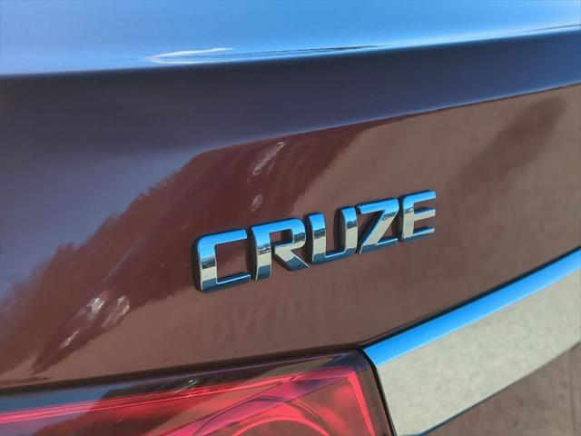 used 2015 Chevrolet Cruze car, priced at $5,800