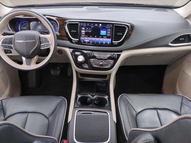 used 2021 Chrysler Pacifica Hybrid car, priced at $29,000