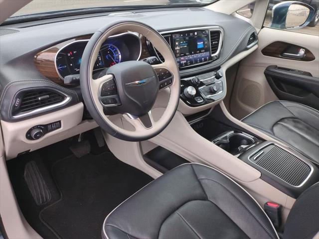 used 2021 Chrysler Pacifica Hybrid car, priced at $29,000