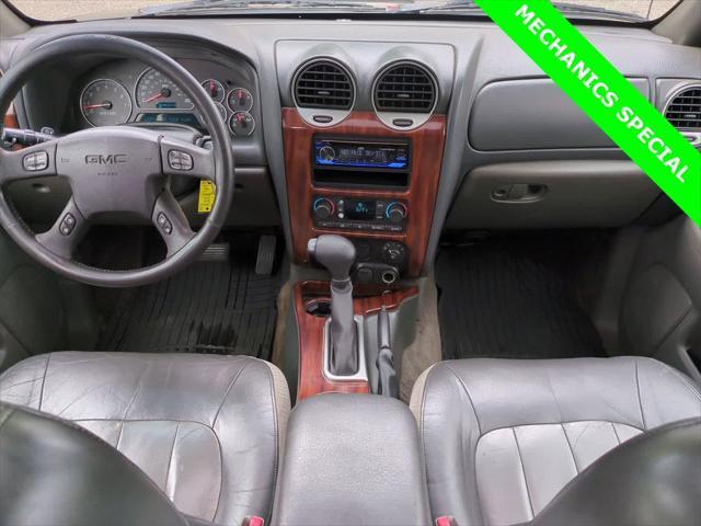 used 2004 GMC Envoy car, priced at $3,875