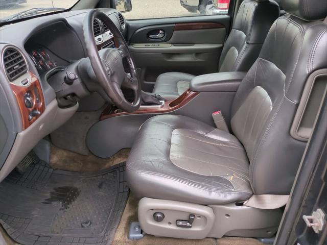 used 2004 GMC Envoy car, priced at $3,875