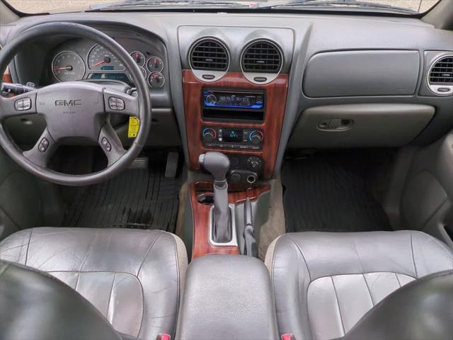used 2004 GMC Envoy car, priced at $3,875