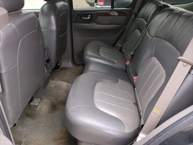 used 2004 GMC Envoy car, priced at $3,875