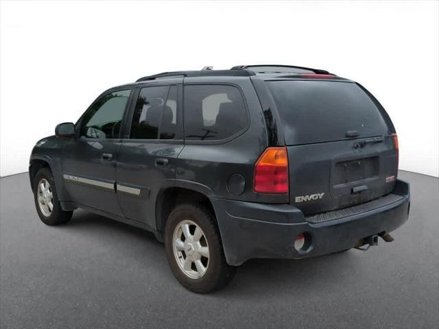 used 2004 GMC Envoy car, priced at $3,875