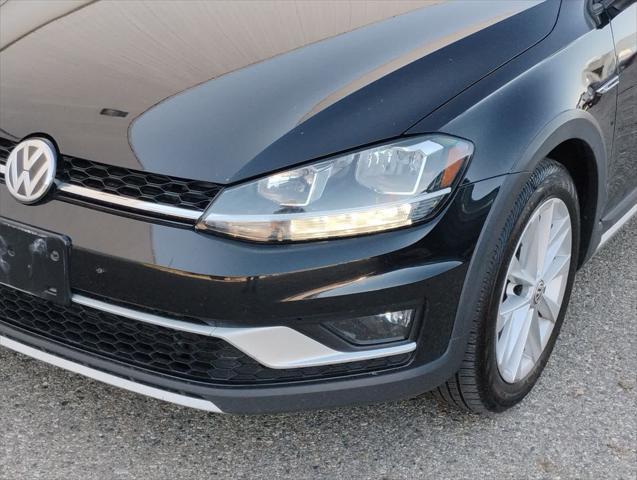 used 2018 Volkswagen Golf Alltrack car, priced at $15,575