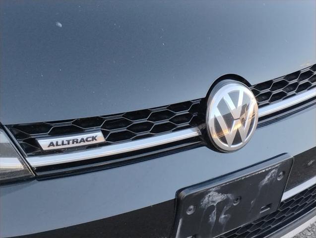 used 2018 Volkswagen Golf Alltrack car, priced at $15,575