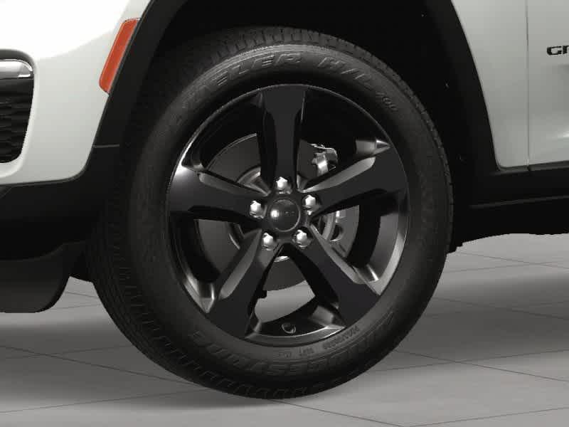 new 2025 Jeep Grand Cherokee car, priced at $48,695