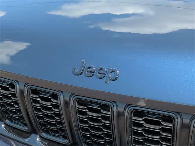 new 2024 Jeep Grand Cherokee car, priced at $47,539