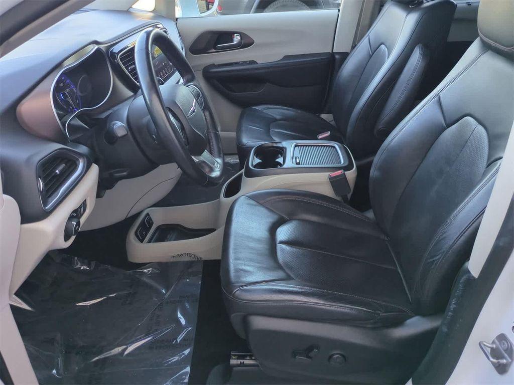 used 2018 Chrysler Pacifica car, priced at $15,900