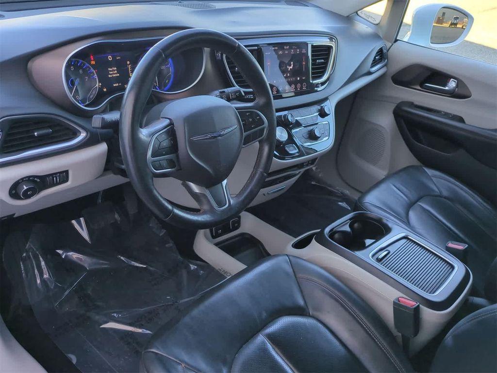 used 2018 Chrysler Pacifica car, priced at $15,900