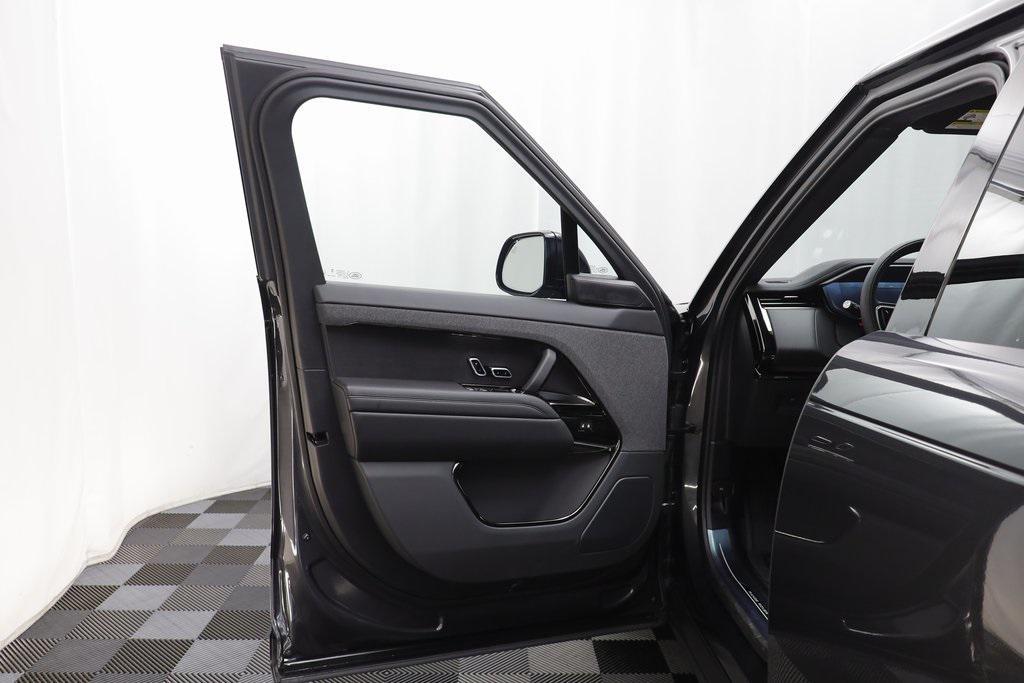 new 2025 Land Rover Range Rover Sport car, priced at $99,735
