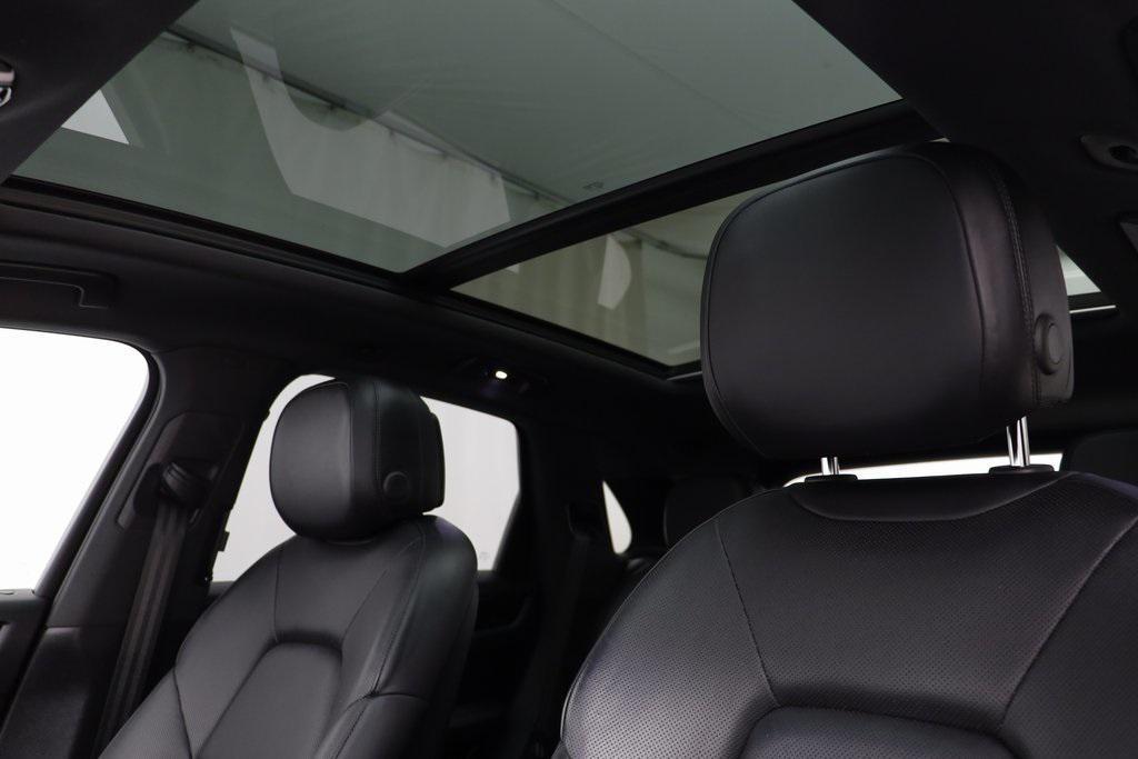 used 2019 Porsche Cayenne car, priced at $36,299
