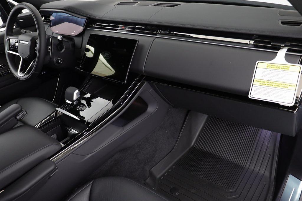 new 2025 Land Rover Range Rover Sport car, priced at $91,155