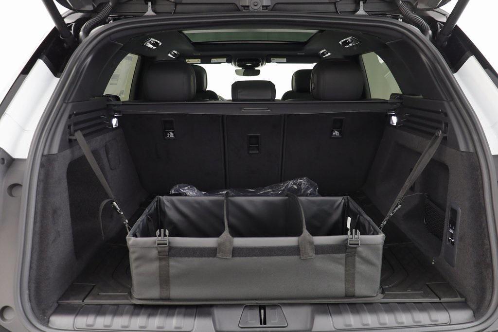 new 2025 Land Rover Range Rover Sport car, priced at $91,155