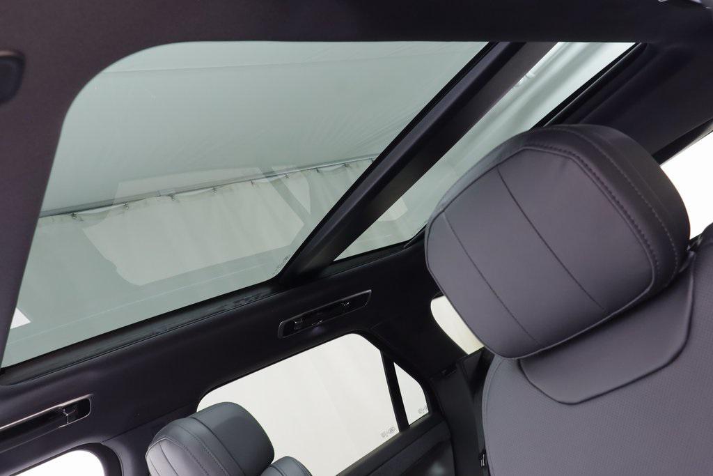 new 2025 Land Rover Range Rover Sport car, priced at $100,100