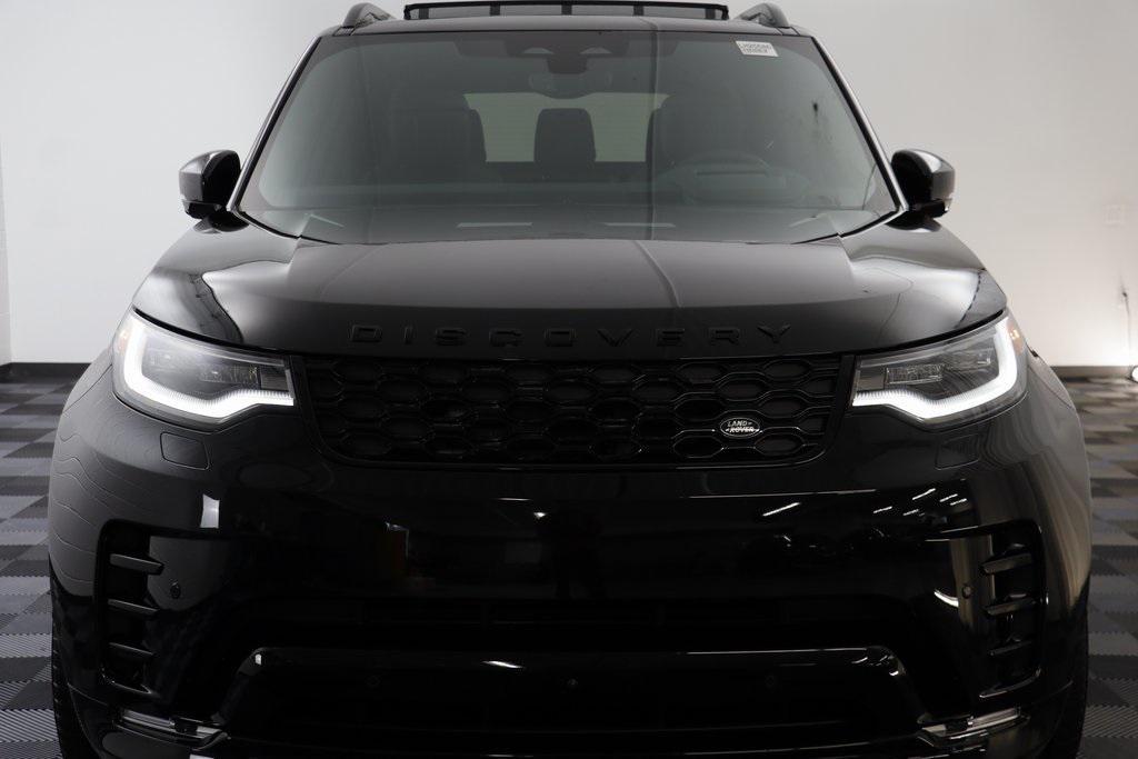 new 2025 Land Rover Discovery car, priced at $76,318