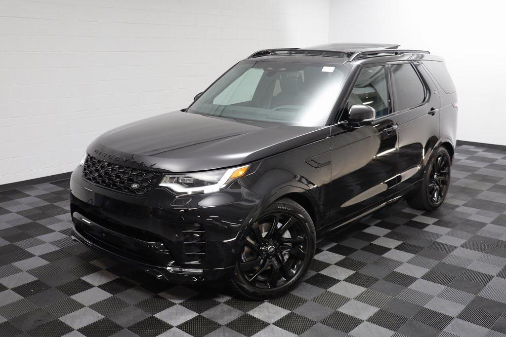 new 2025 Land Rover Discovery car, priced at $76,318