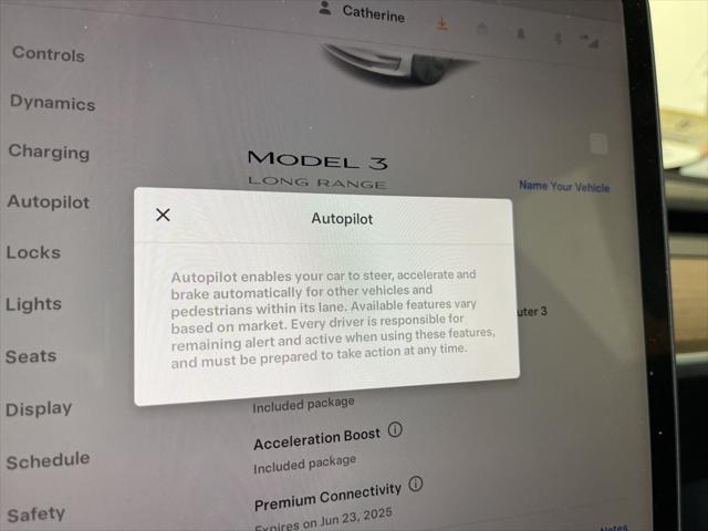 used 2022 Tesla Model 3 car, priced at $27,997