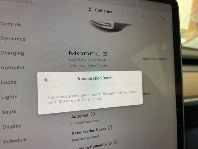 used 2022 Tesla Model 3 car, priced at $27,997