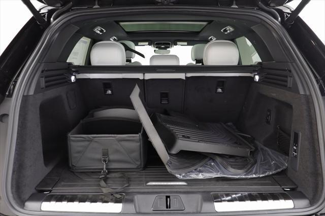 new 2025 Land Rover Range Rover Sport car, priced at $94,550