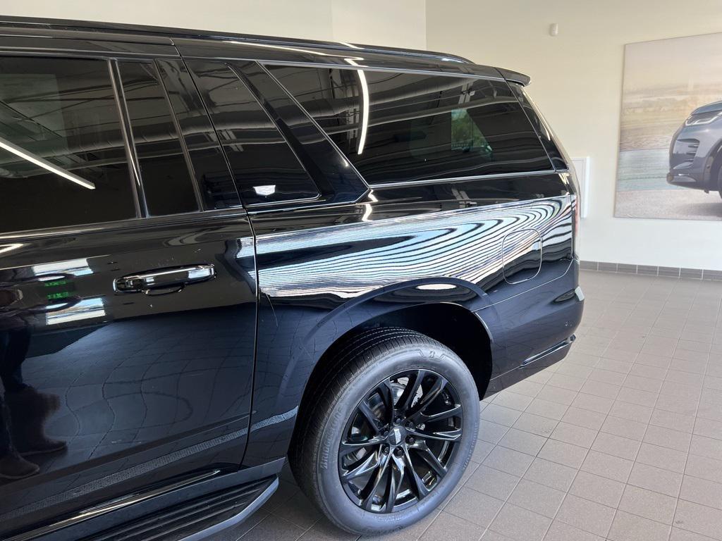 used 2021 Cadillac Escalade ESV car, priced at $65,881
