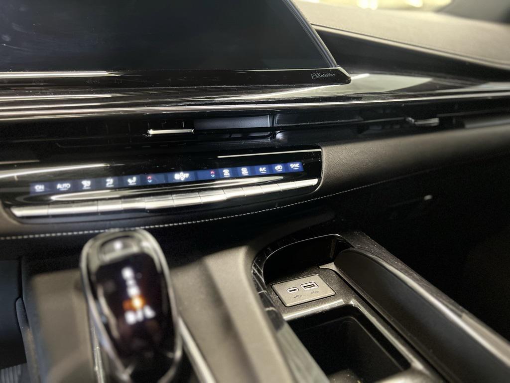 used 2021 Cadillac Escalade ESV car, priced at $65,881