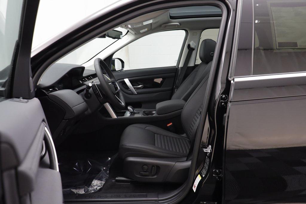 new 2025 Land Rover Discovery Sport car, priced at $55,558