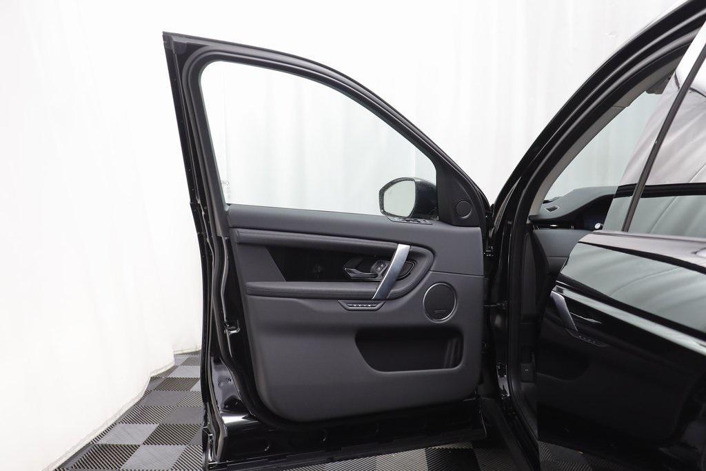 new 2025 Land Rover Discovery Sport car, priced at $55,558