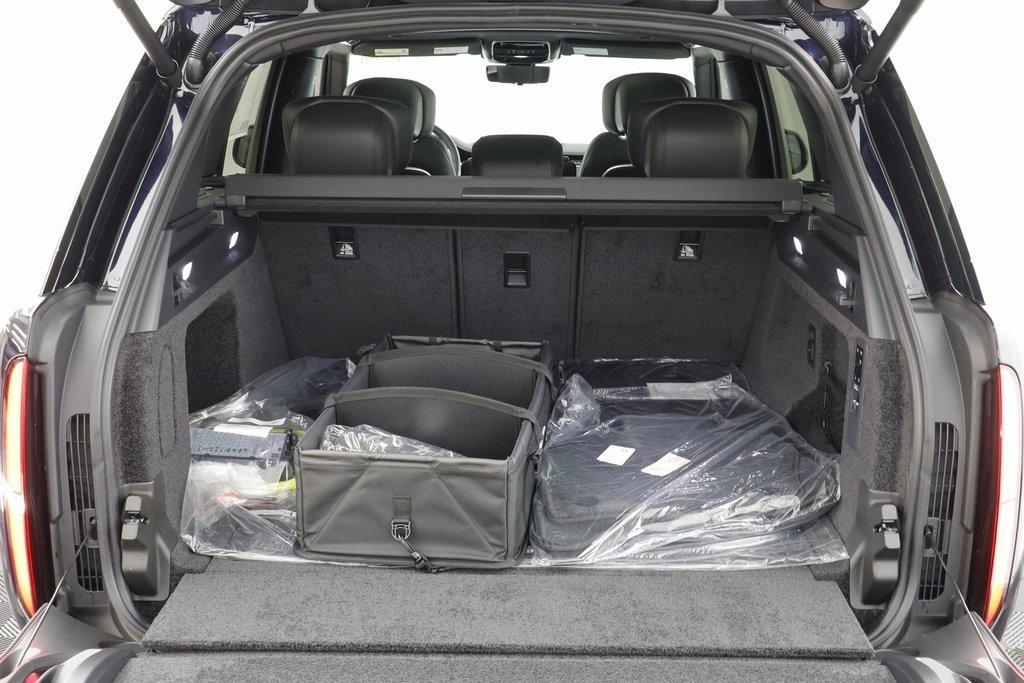 new 2025 Land Rover Range Rover car, priced at $169,505