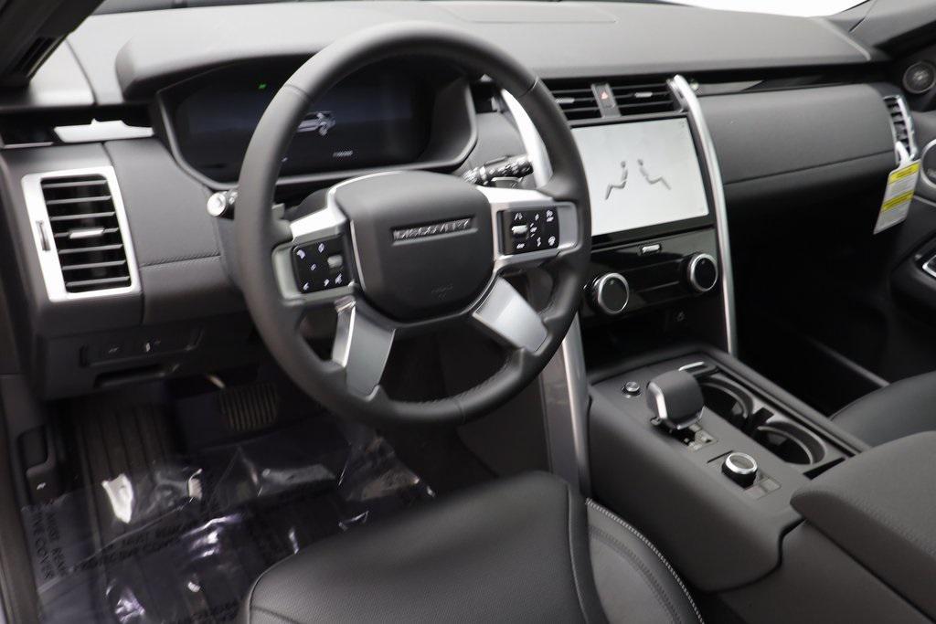 new 2025 Land Rover Discovery car, priced at $70,193