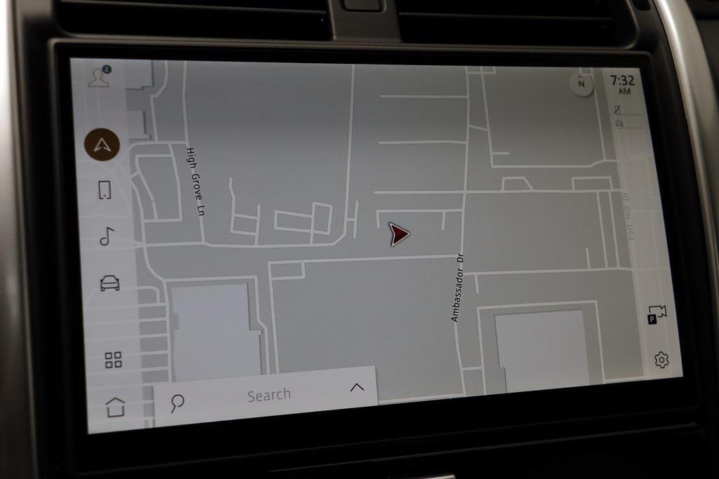 new 2025 Land Rover Discovery car, priced at $70,193