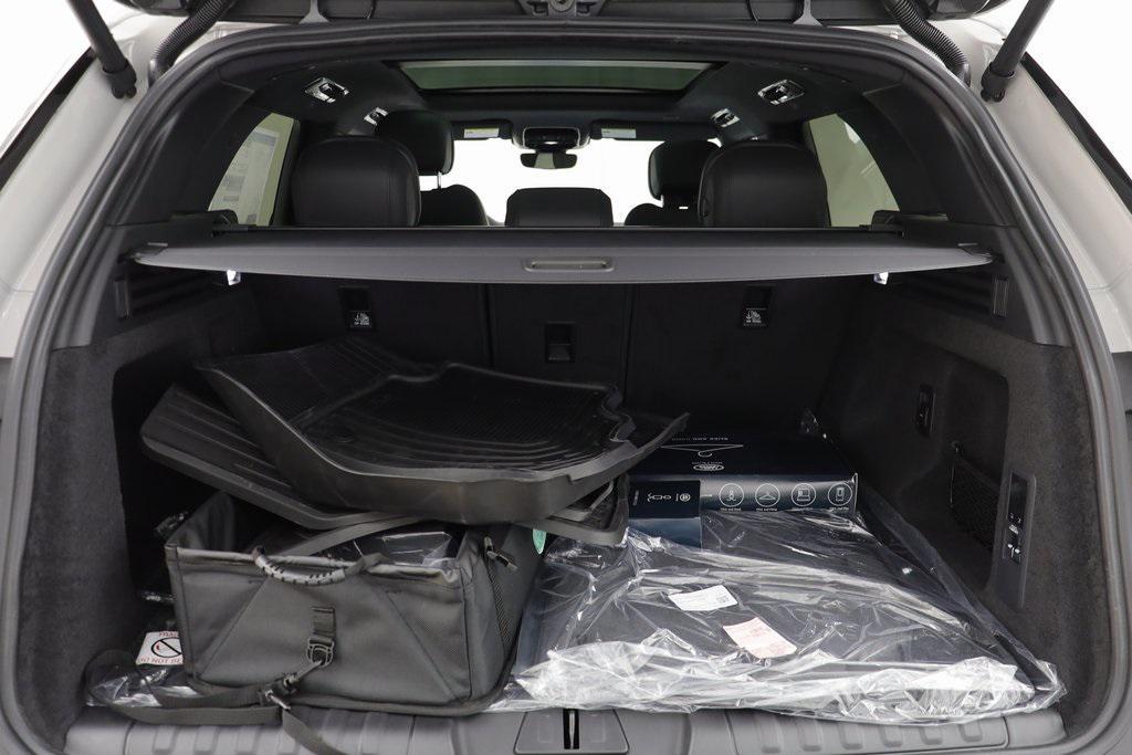new 2025 Land Rover Range Rover Sport car, priced at $91,215