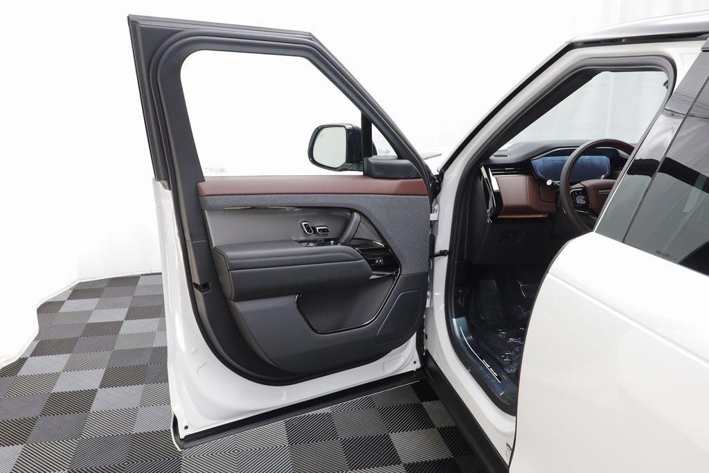 new 2025 Land Rover Range Rover Sport car, priced at $121,450