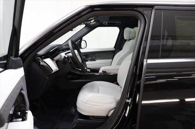 new 2025 Land Rover Range Rover Sport car, priced at $94,745