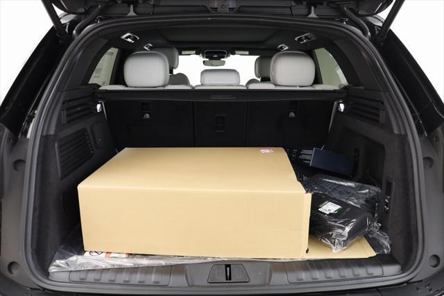 new 2025 Land Rover Range Rover Sport car, priced at $94,745