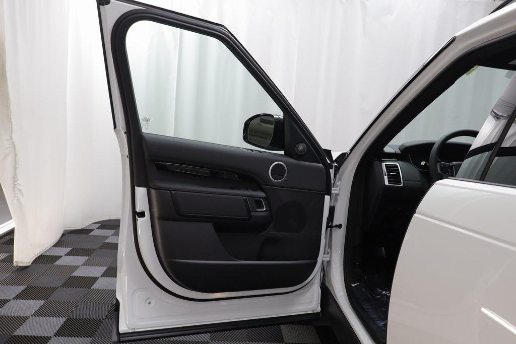 new 2025 Land Rover Discovery car, priced at $69,153