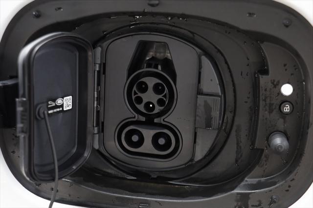 new 2025 Land Rover Range Rover car, priced at $122,890