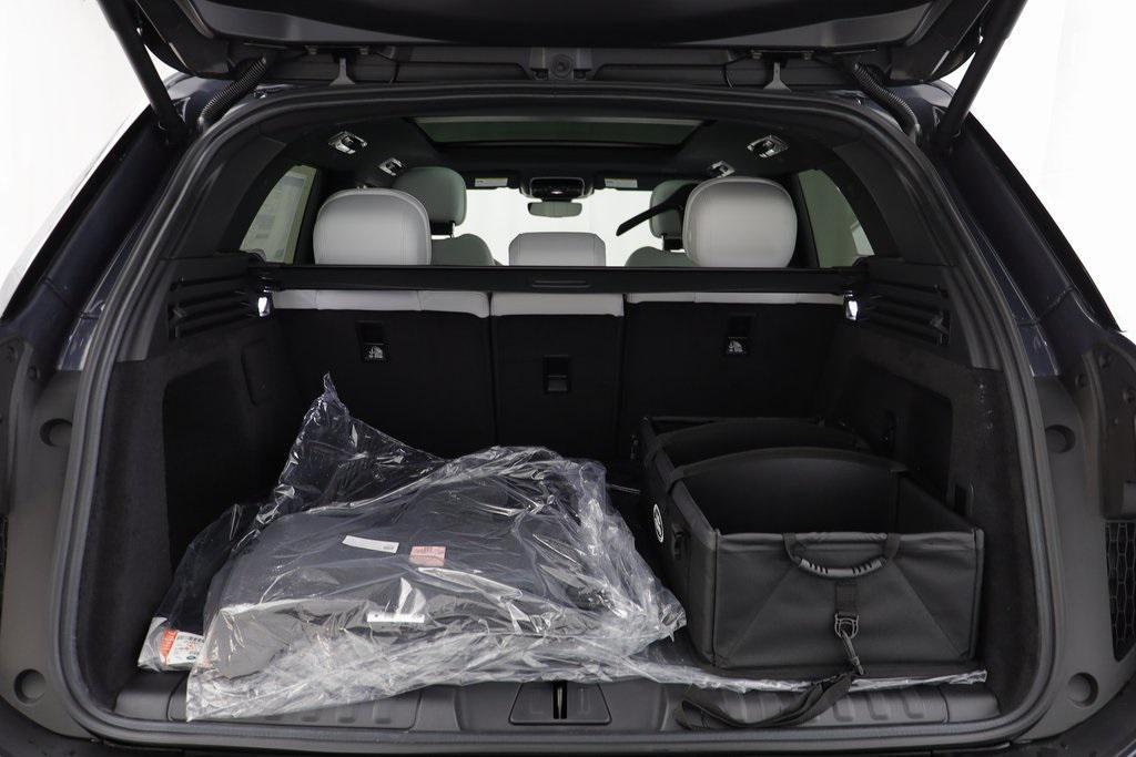 new 2025 Land Rover Range Rover Sport car, priced at $96,345