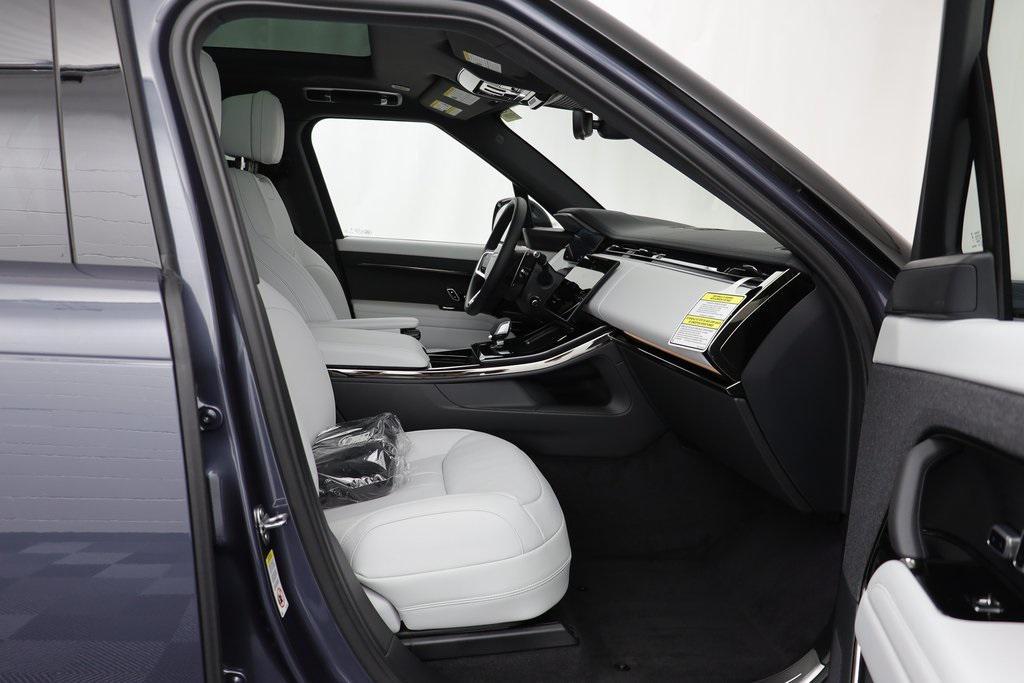 new 2025 Land Rover Range Rover Sport car, priced at $96,345