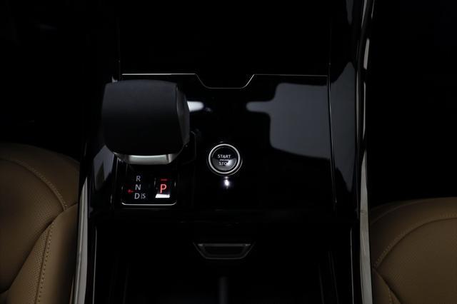 new 2025 Land Rover Range Rover Sport car, priced at $102,545