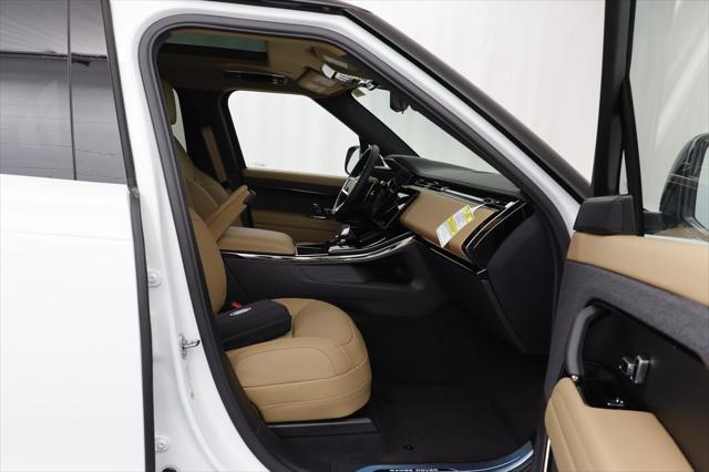 new 2025 Land Rover Range Rover Sport car, priced at $102,545