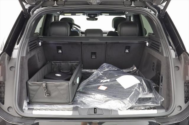 new 2025 Land Rover Range Rover Sport car, priced at $117,930