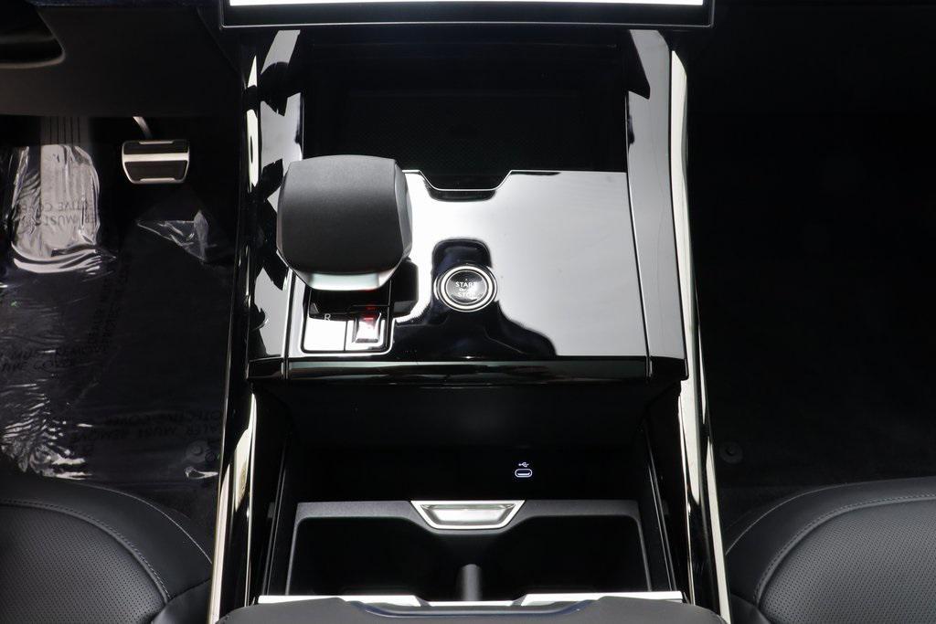 new 2025 Land Rover Range Rover Sport car, priced at $117,930