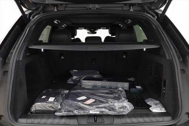 new 2025 Land Rover Range Rover Sport car, priced at $96,790