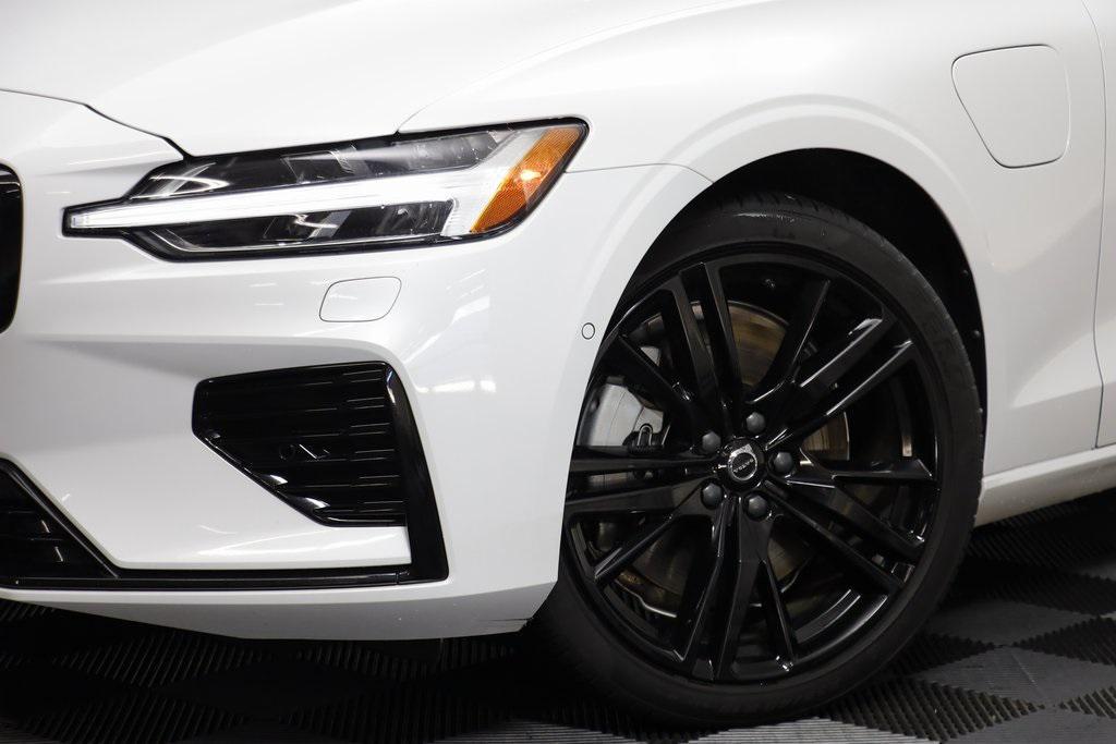 used 2024 Volvo S60 Recharge Plug-In Hybrid car, priced at $33,817